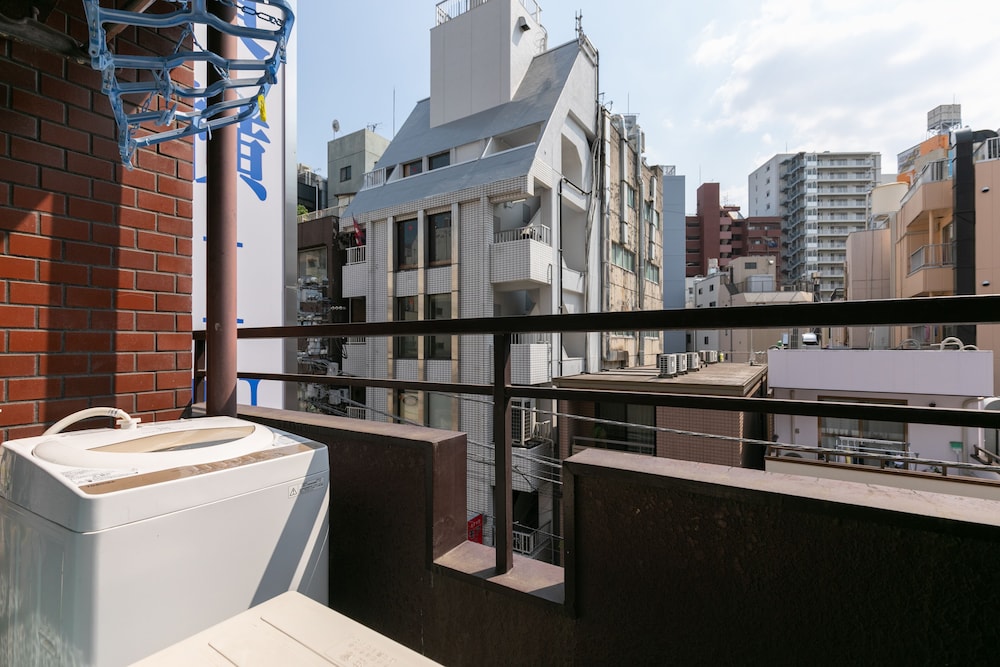 Otsuka Station Apartment Hotel