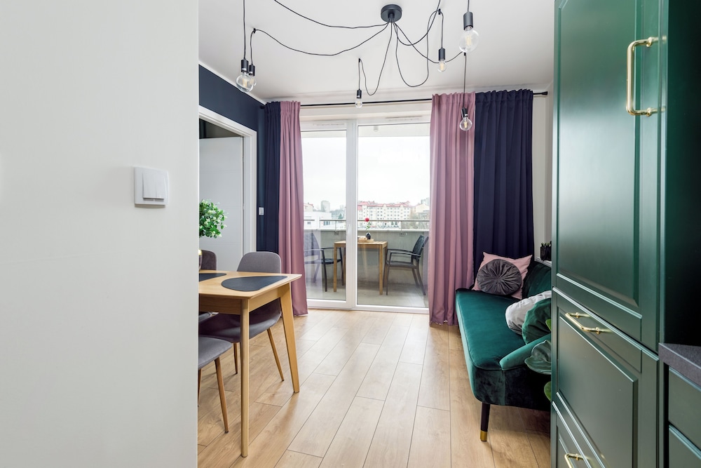 Royal - by Kairos Apartments