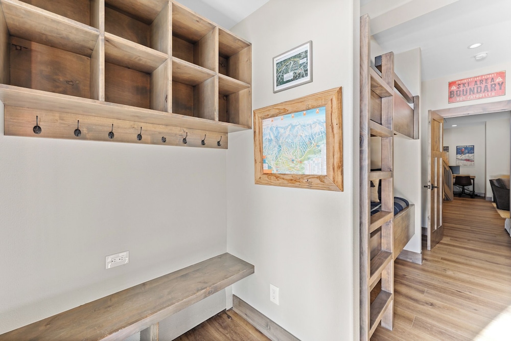 101 Tall Pines