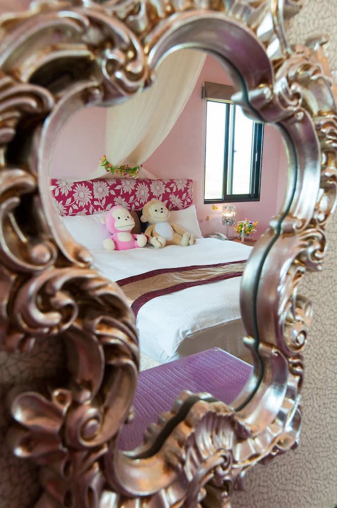 Riverbank B&B
