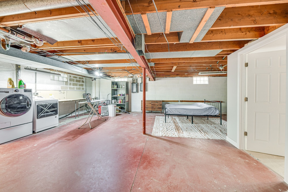 Convenient Racine Home: 4 Mi to Lake Michigan! - Property Image 26