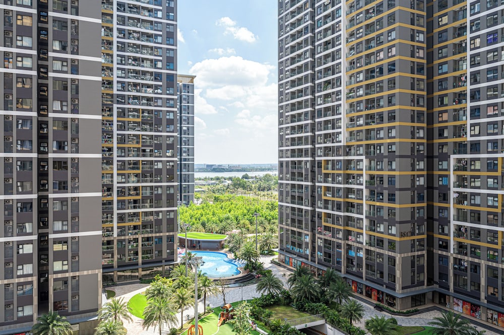 LA Nest 1BR River View Near Vincom