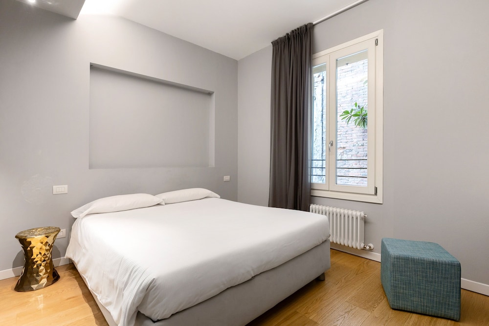 Caldarese Apartment With Balcony by Wonderful Italy