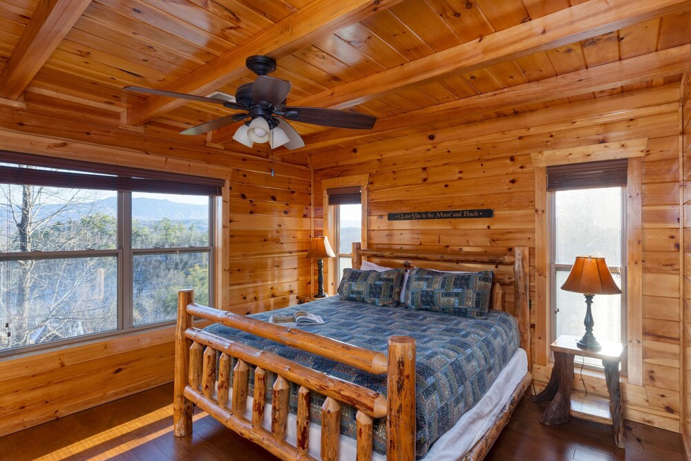 100 Guests Blackthorn Sister Smokies Homes Luxury Mountain Retreat