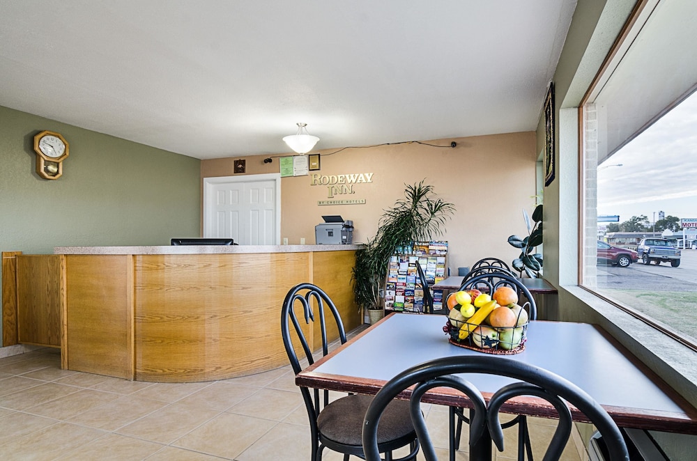 Liberal Vacations - Rodeway Inn - Property Image 27