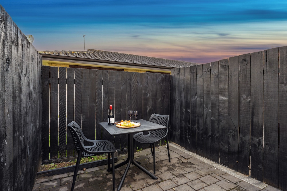 Aroha Motel