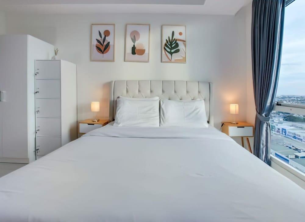 Staycation Jakarta Kensington Royal