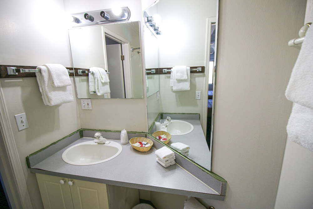 Bighorn Inn & Suites