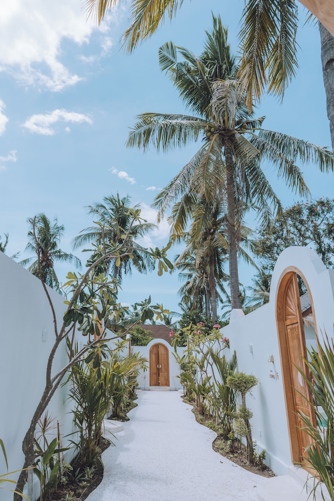Lumora Boutique Villas