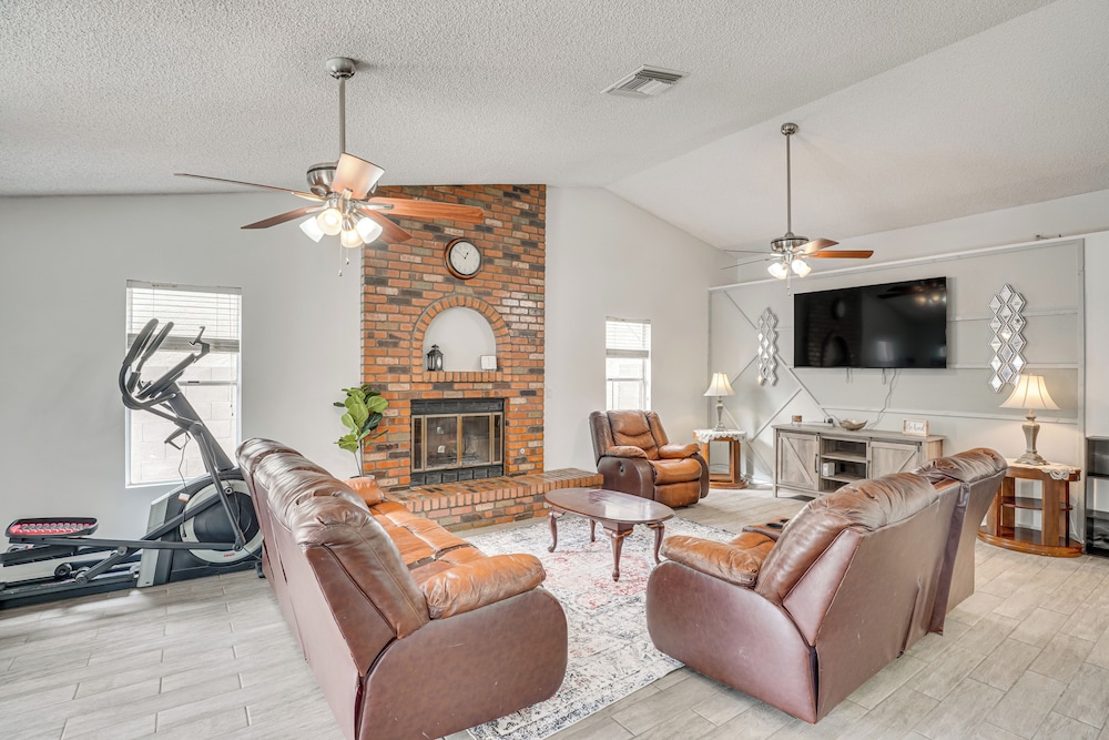 3 Mi to Golf: Tucson Home w/ Private Yard & Patio!