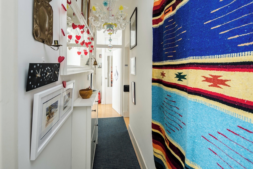 Stylish Central London Flat Near Tower Bridge