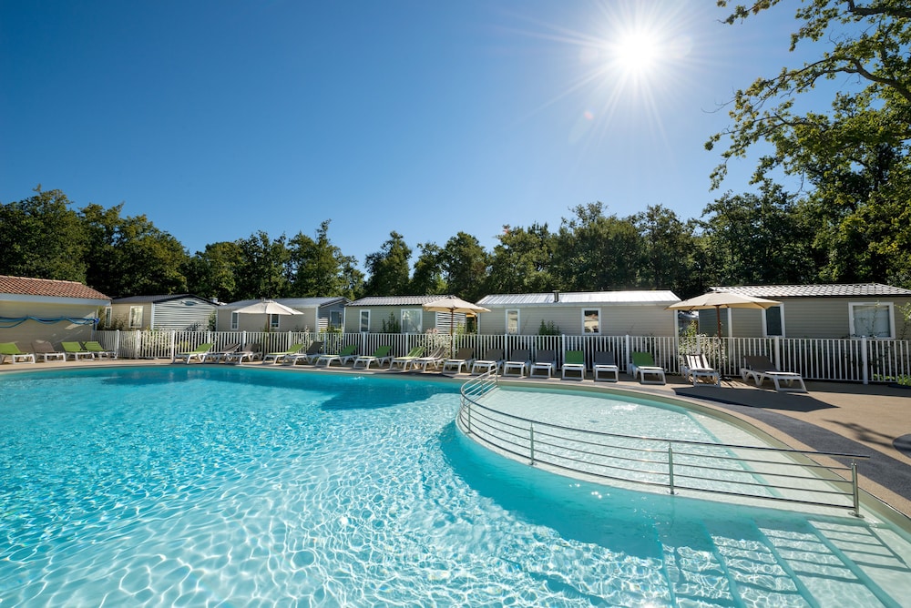 Camping Les Chèvrefeuilles