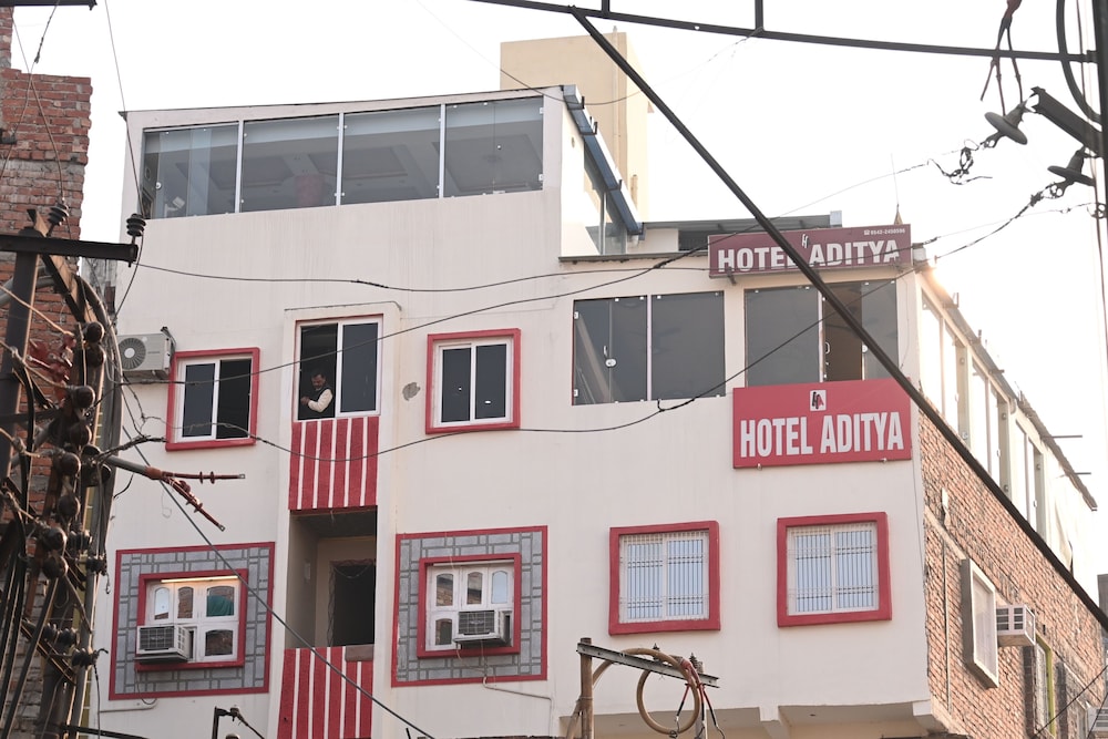 Hotel Aditya