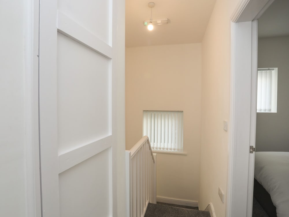 Port Apartment 2