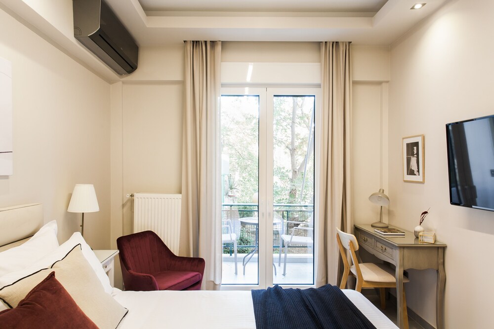 Tranquil Studio in Pangrati