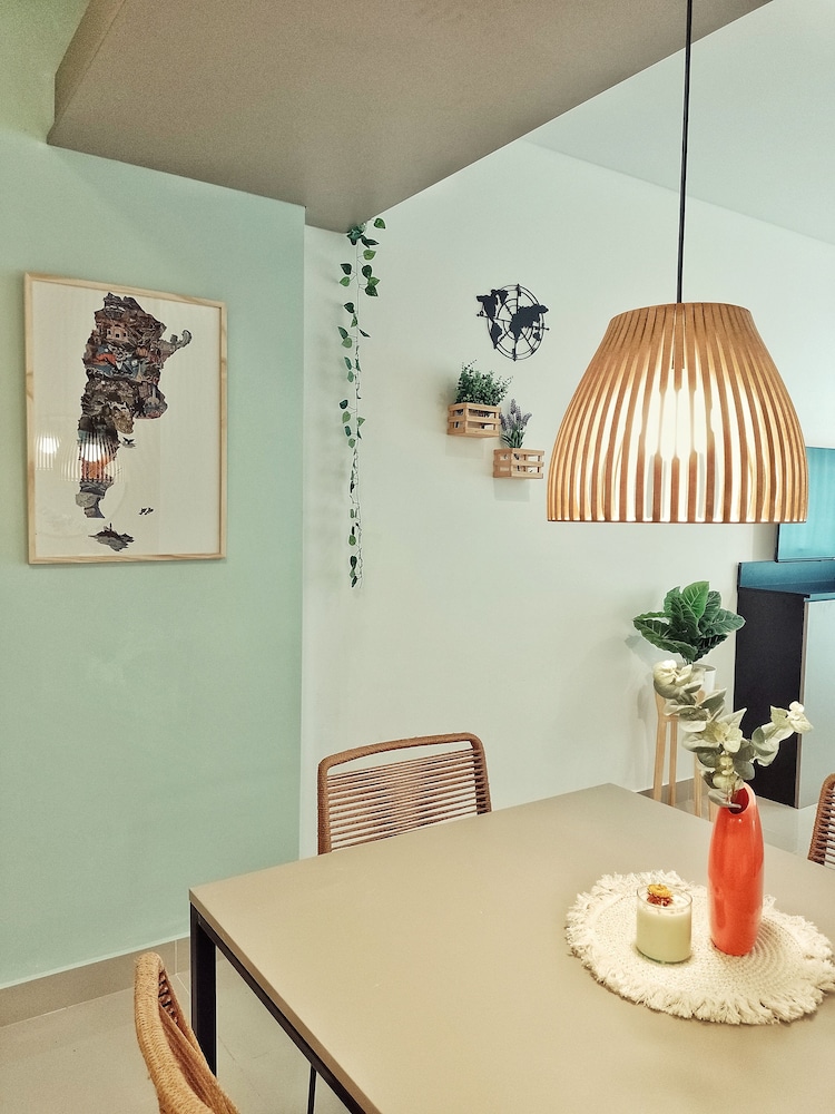 Ayres Suites Moreno