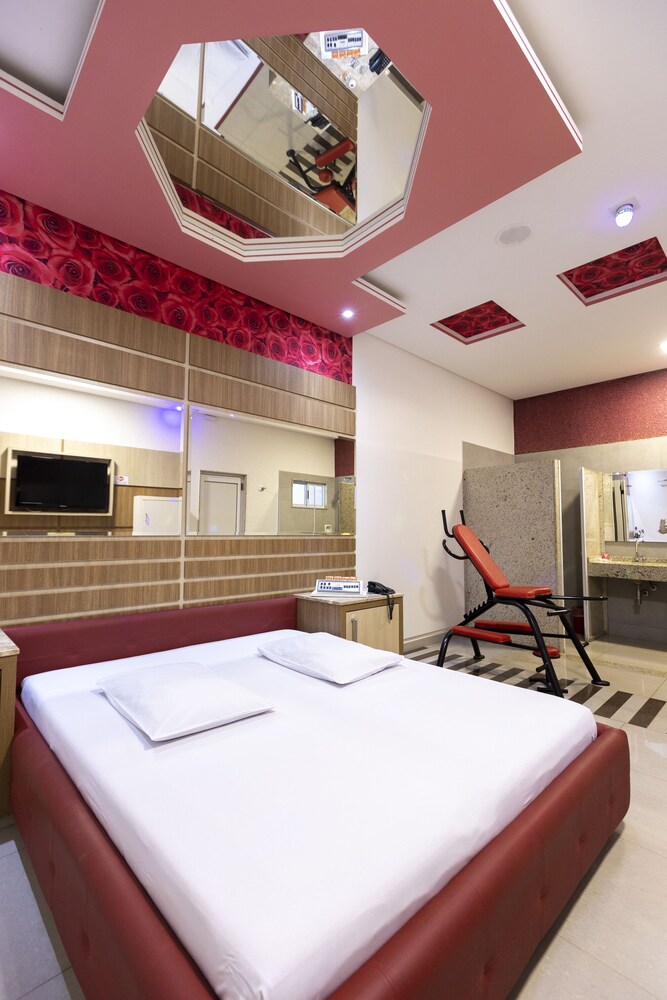 Troia Motel