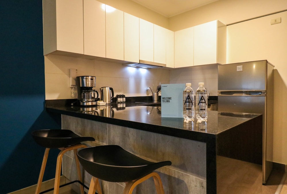 w Glorious 2BR w Balcony in San Isidro