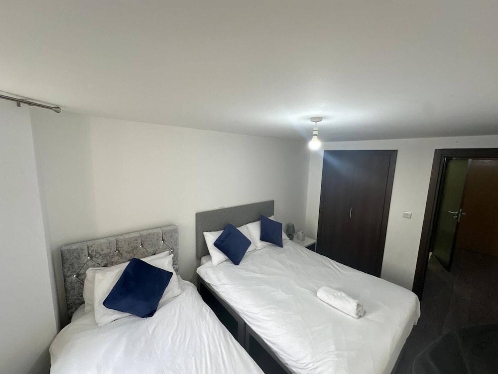 Elegant 1BR Gem Near NEC & Resorts World