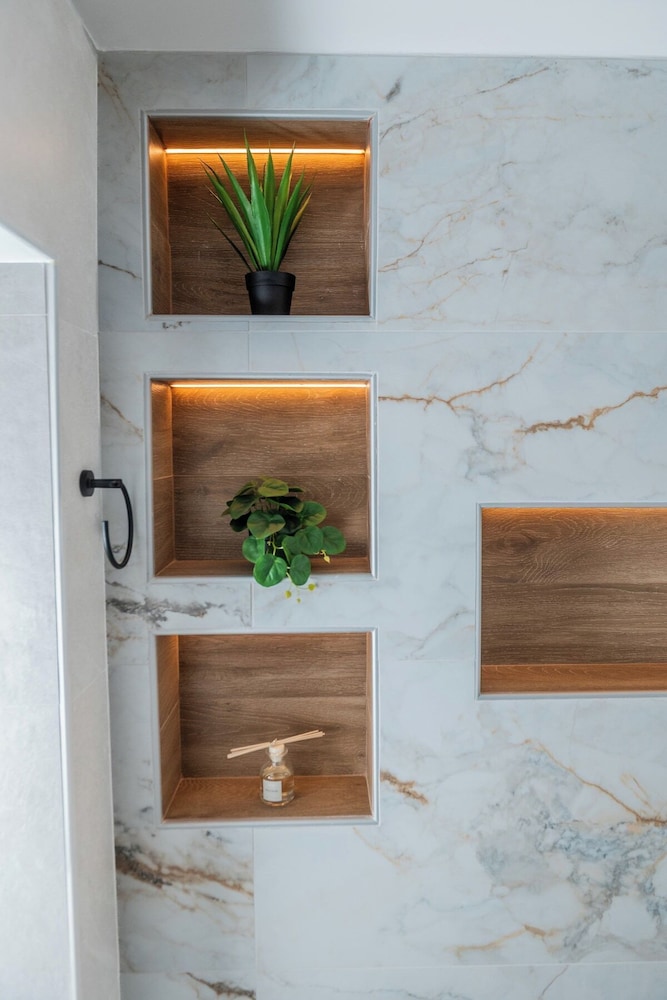 G B Urban Spa by Cretanhouses