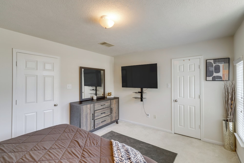 Lake-view Home w/ Pool Access in Legends Ranch!