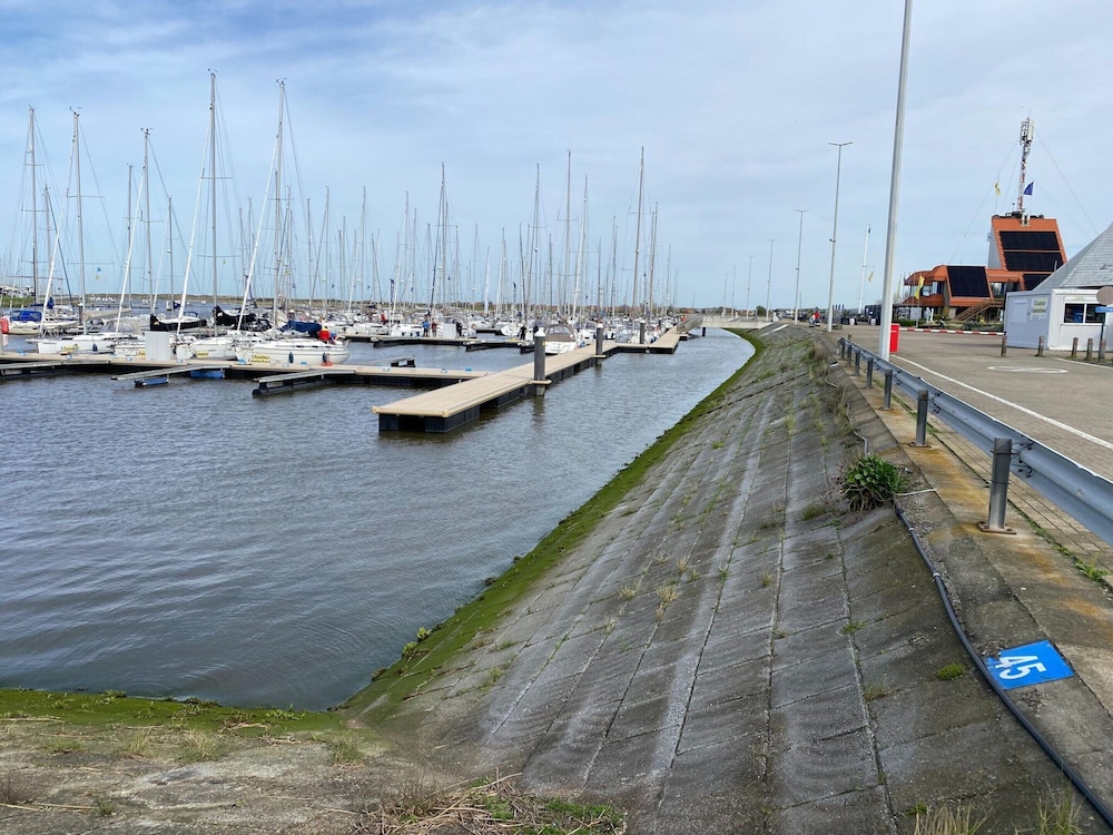 Apartment in Nieuwpoort by the Harbor