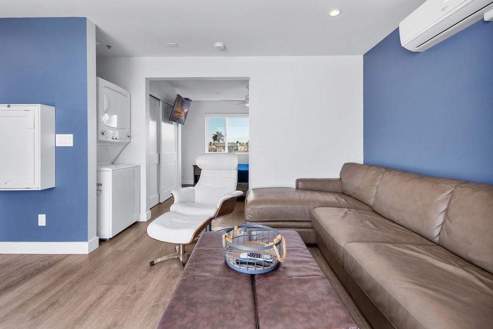 Rent Mission Beach Penthouse Roof Deck
