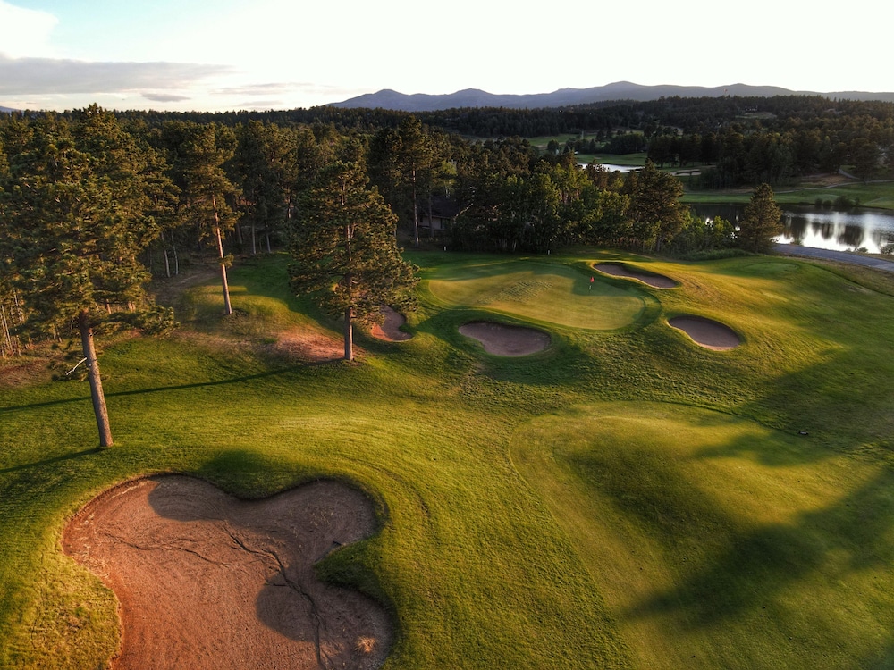 The Golf Club at Fox Acres