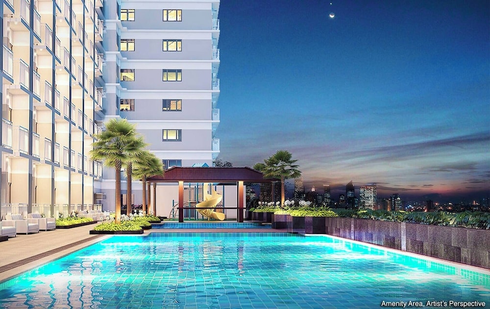 Althea Luxury Retreat Mall of Asia Sunset