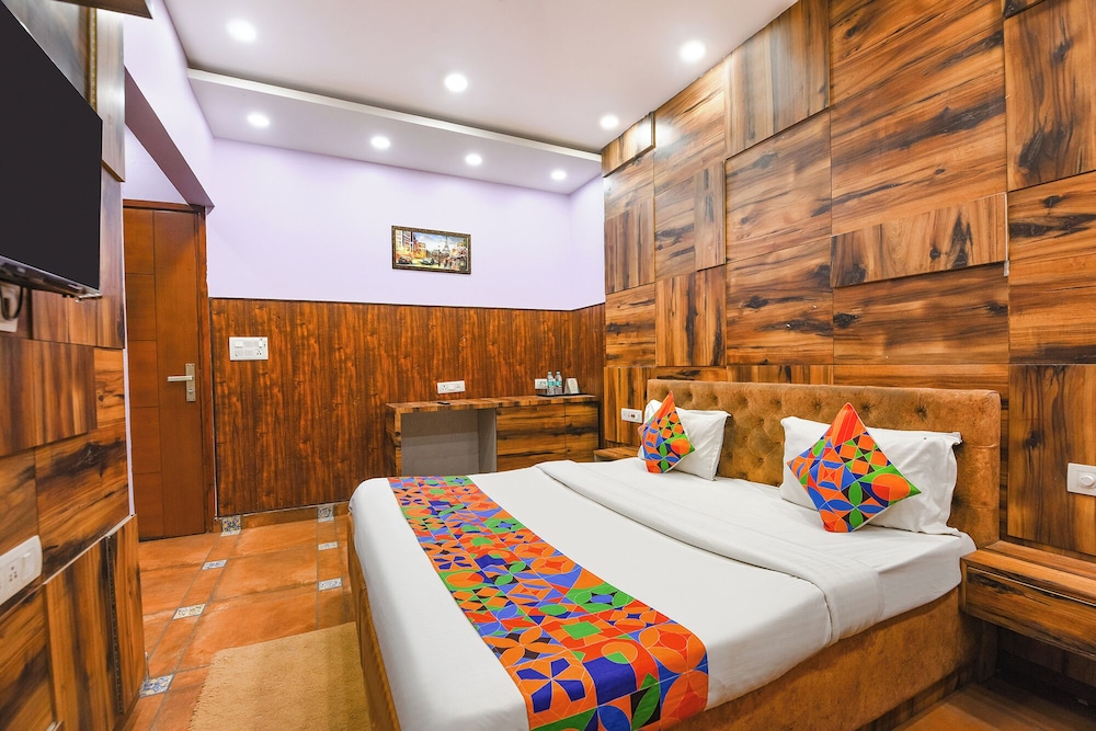 Fabhotel Mannat Shalimar Bagh