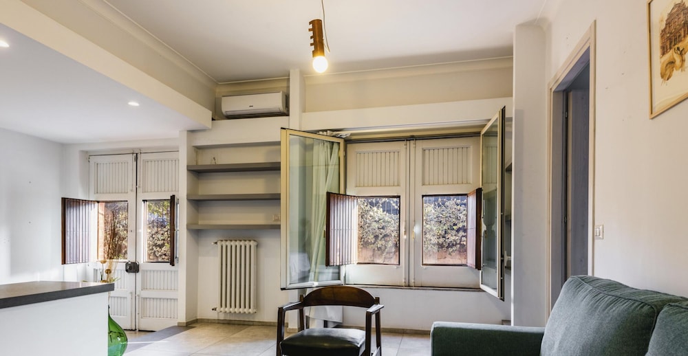 Euphorbia Apartment 2 in Catania by Wonderful Italy