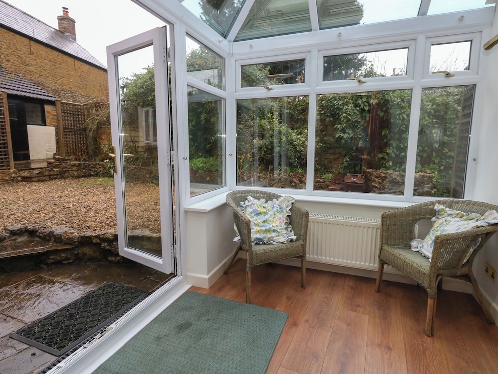 Poppy Cottage