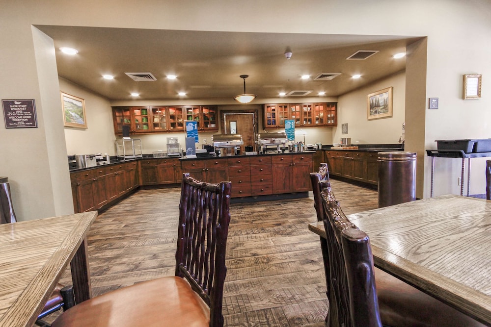 Bozeman Vacations - Homewood Suites by Hilton Bozeman - Property Image 3