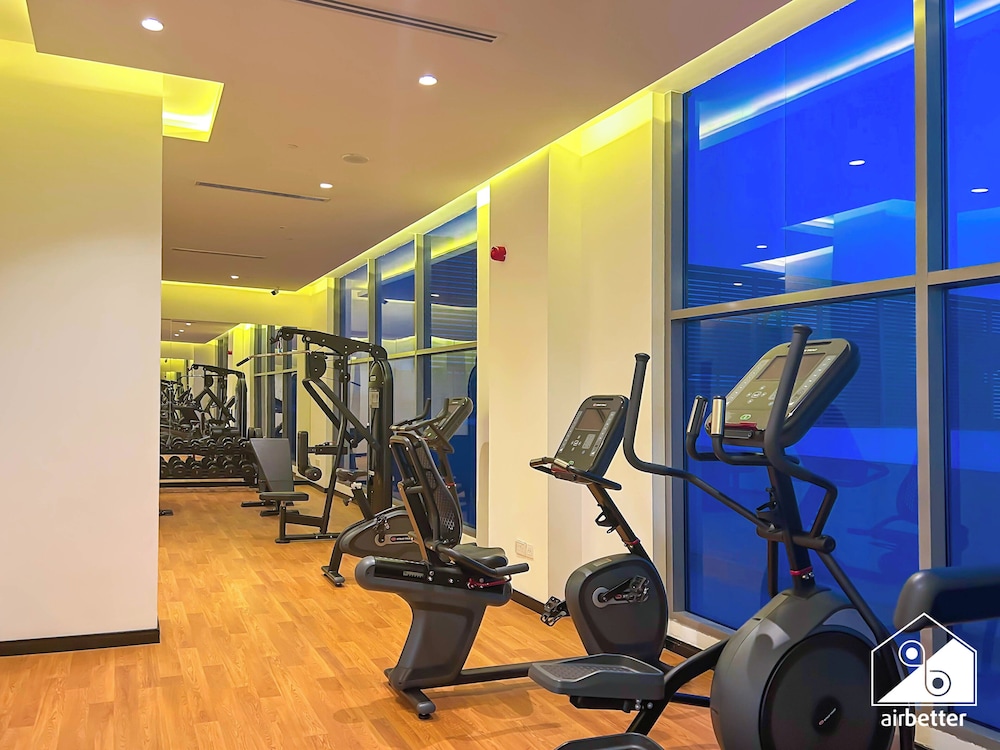 Luxury 1BR w/ Balcony & Burj Khalifa View
