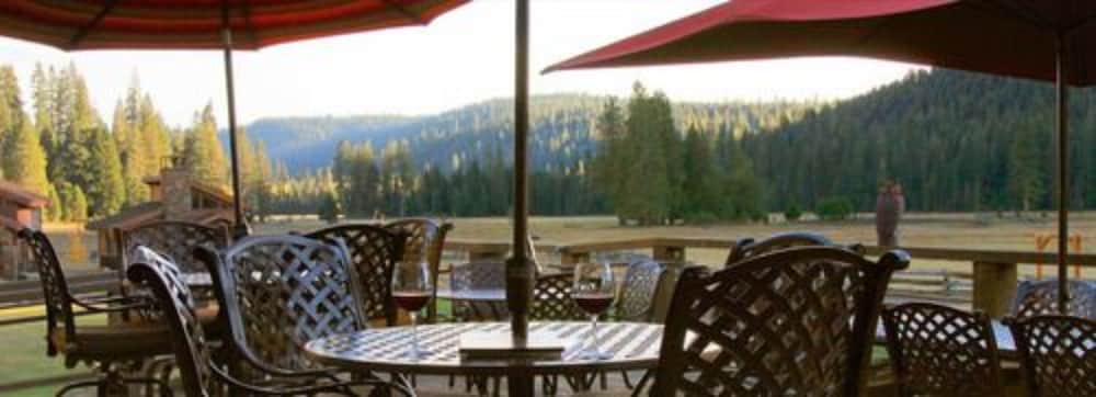 Highlands Ranch Resort