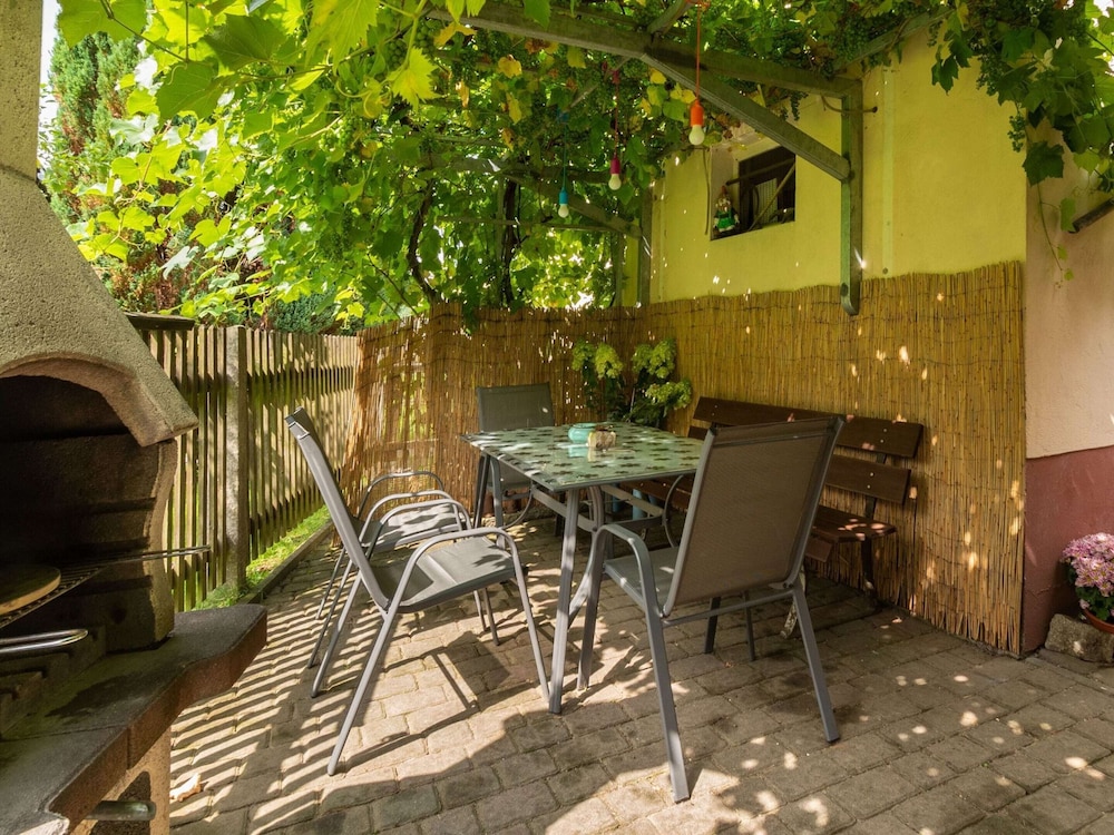 Balcony & Terrace