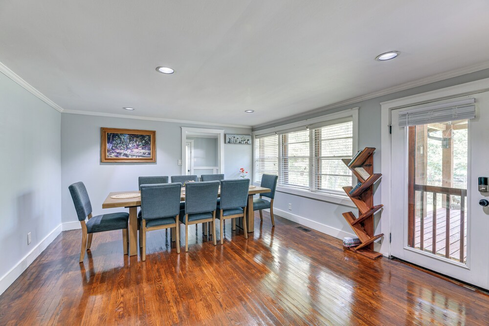 Pool & Deck: Pond-view Getaway in Newnan!