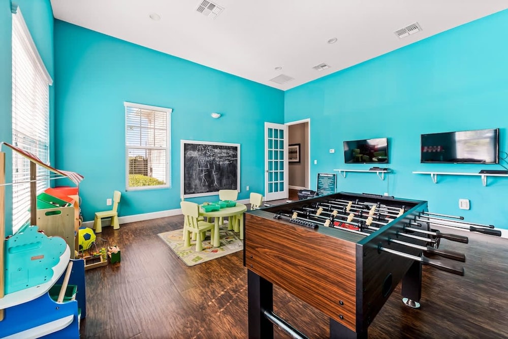 Charming Townhouse 4 BR up to 12 People Wl8972