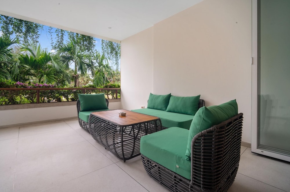 Surin 2BR Resort Condo With Seaview@chava