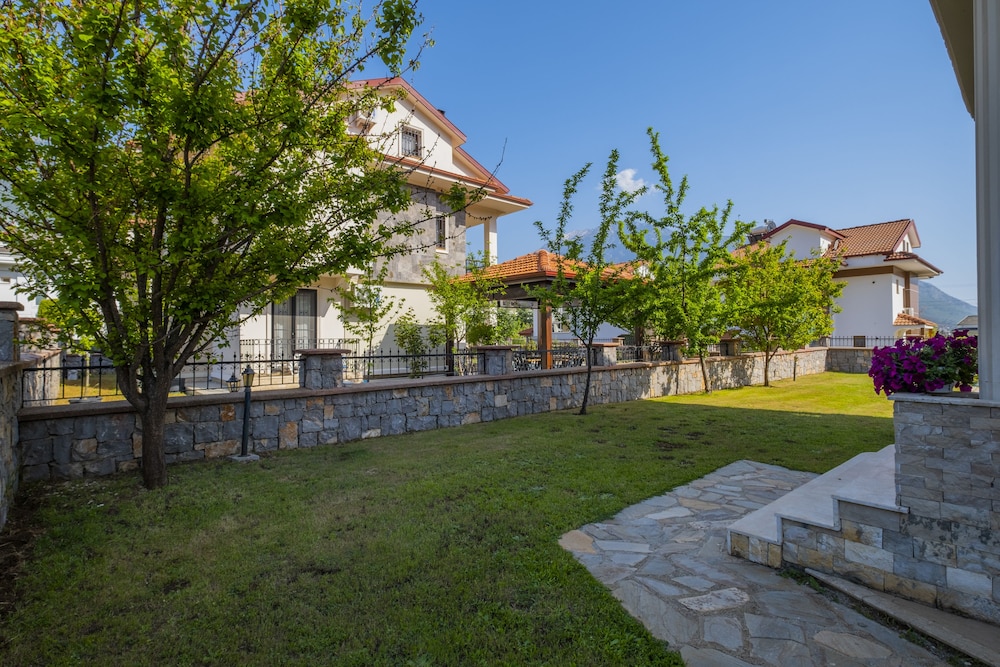 Infinity Opal Villa