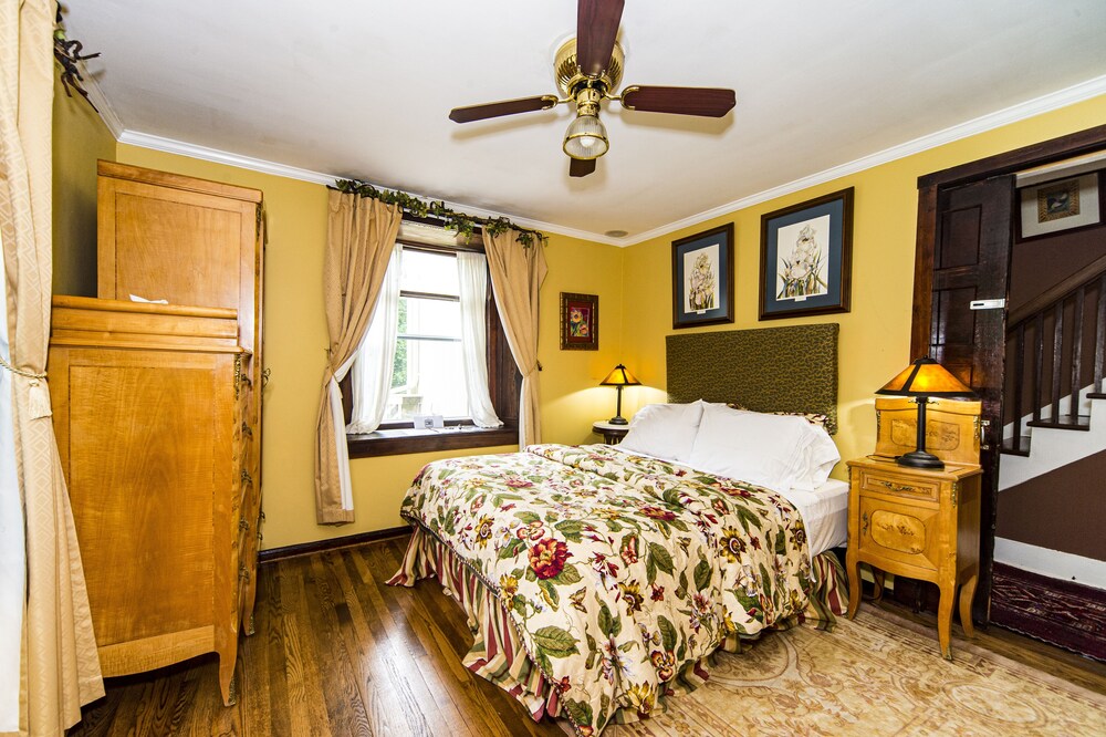 Stone Manor Boutique Inn - Property Image 44