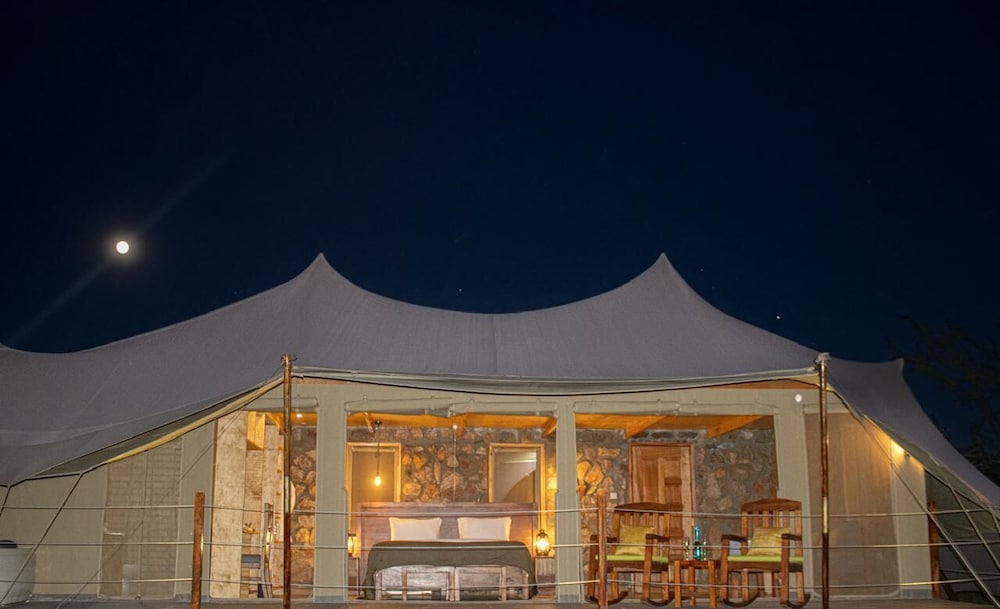 Alama Camp Mara