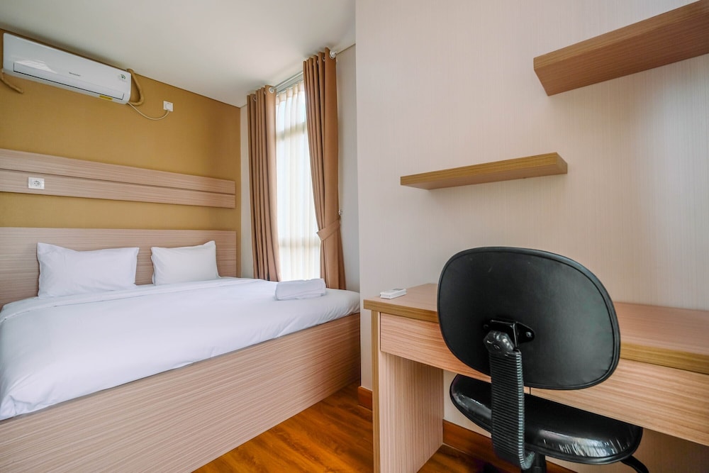 Fully Furnished 2BR Apartment at Pejaten Park Residence view 5