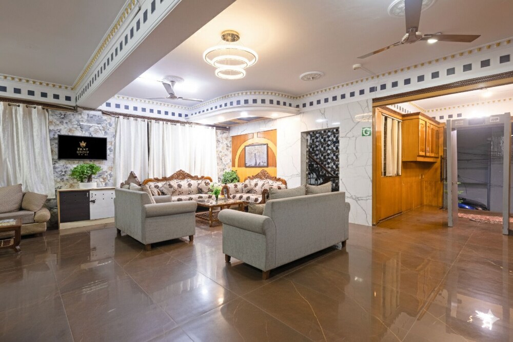 Hotel Krone Delhi