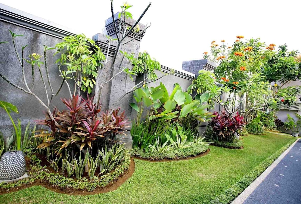 Luxury Family Three Bedroom Villa