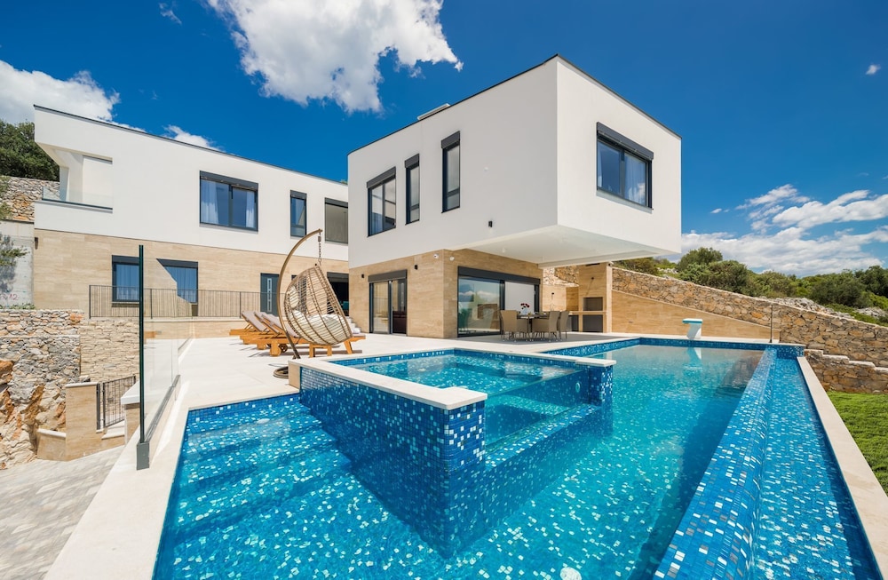 Trogir Pearl Luxury Resort