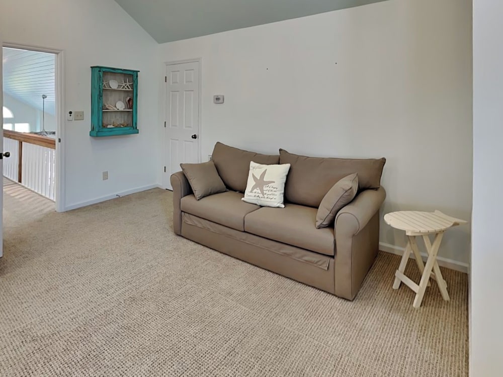 The Pack House by Topsail Realty