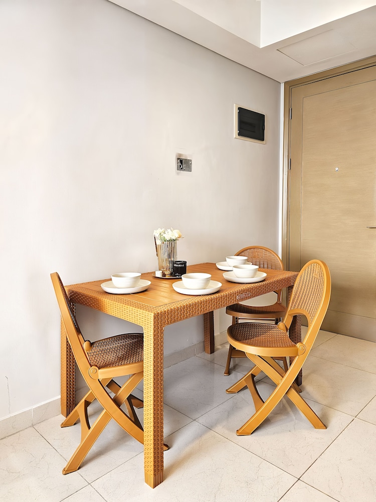 Staysanliving - Taman Anggrek Residence