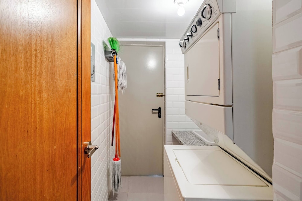 Luxurious Santo Domingo Apartment in Heart of the City, Wifi, Pool, Parking Free