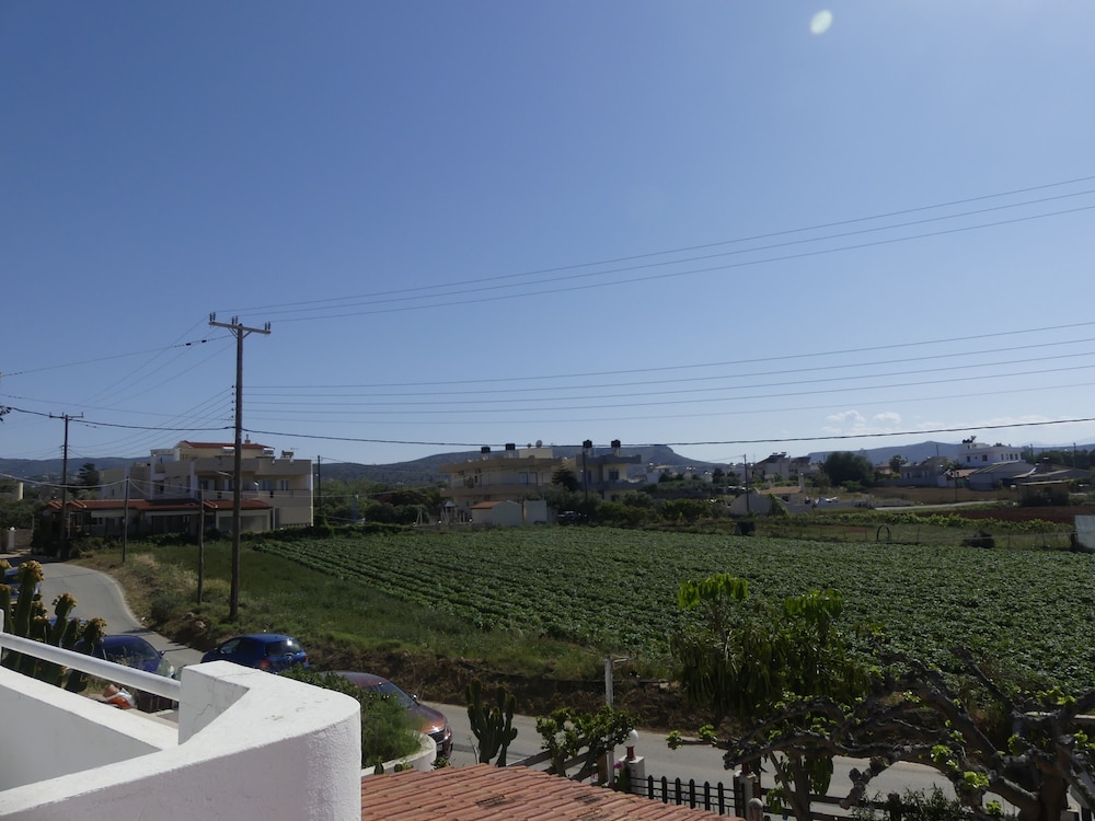 AMZ Apartments